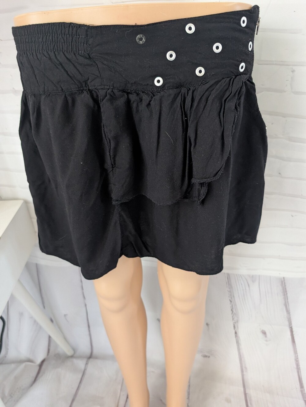 Bongo Black Ruffled Mini Skirt